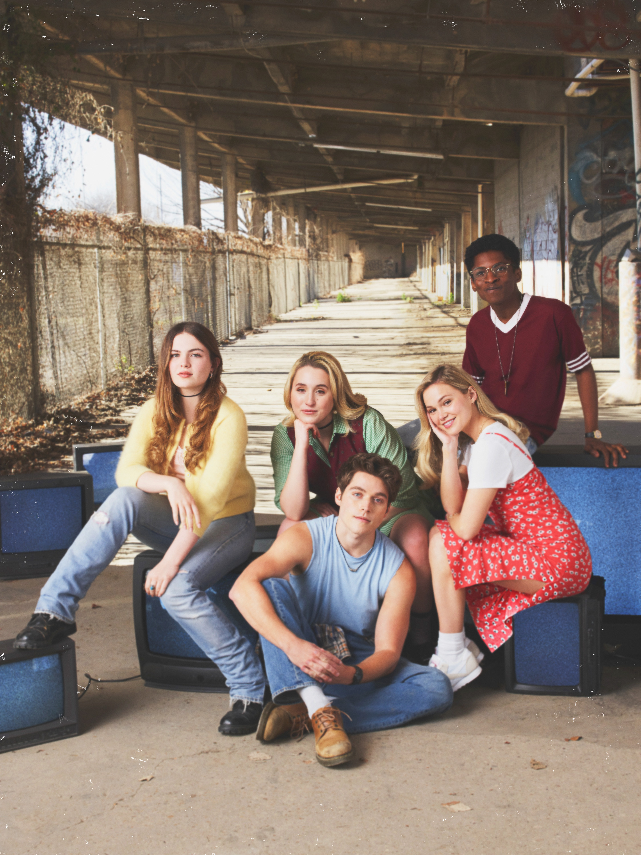 Cruel Summer group cast image