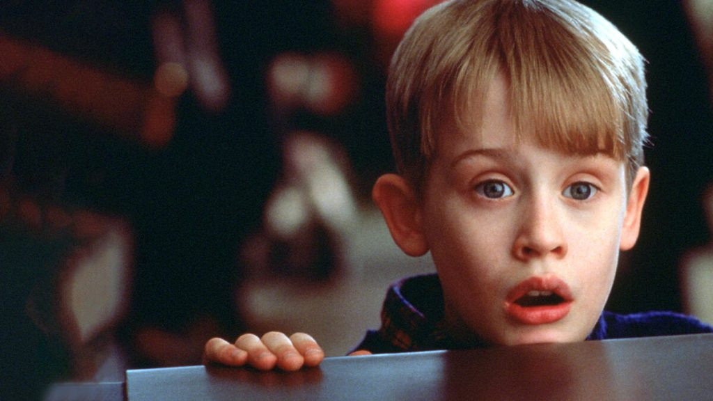  A still image of Macaulay Culkin as Kevin McCallister in Home Alone 2.