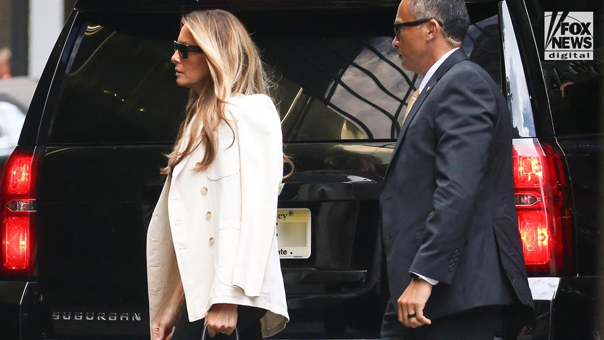 Melania Trump arrives at Trump Tower in New York City