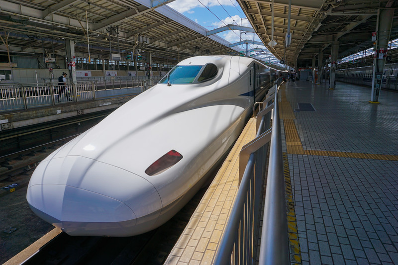 Shinkansen in Osaka Station